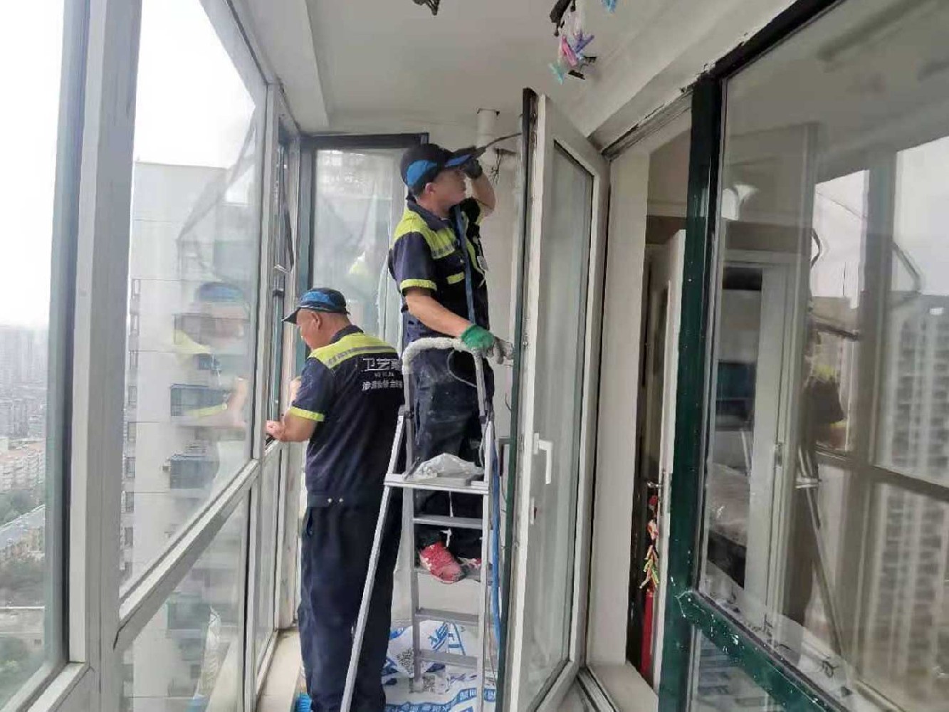 诸暨阳台漏水维修